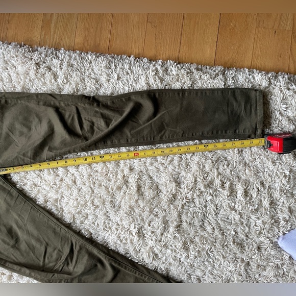 Paige peg skinny 27” olive 🫒 green/army green cotton and 2% spandex - Picture 10 of 13